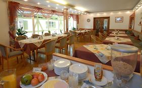 Haus am Bach